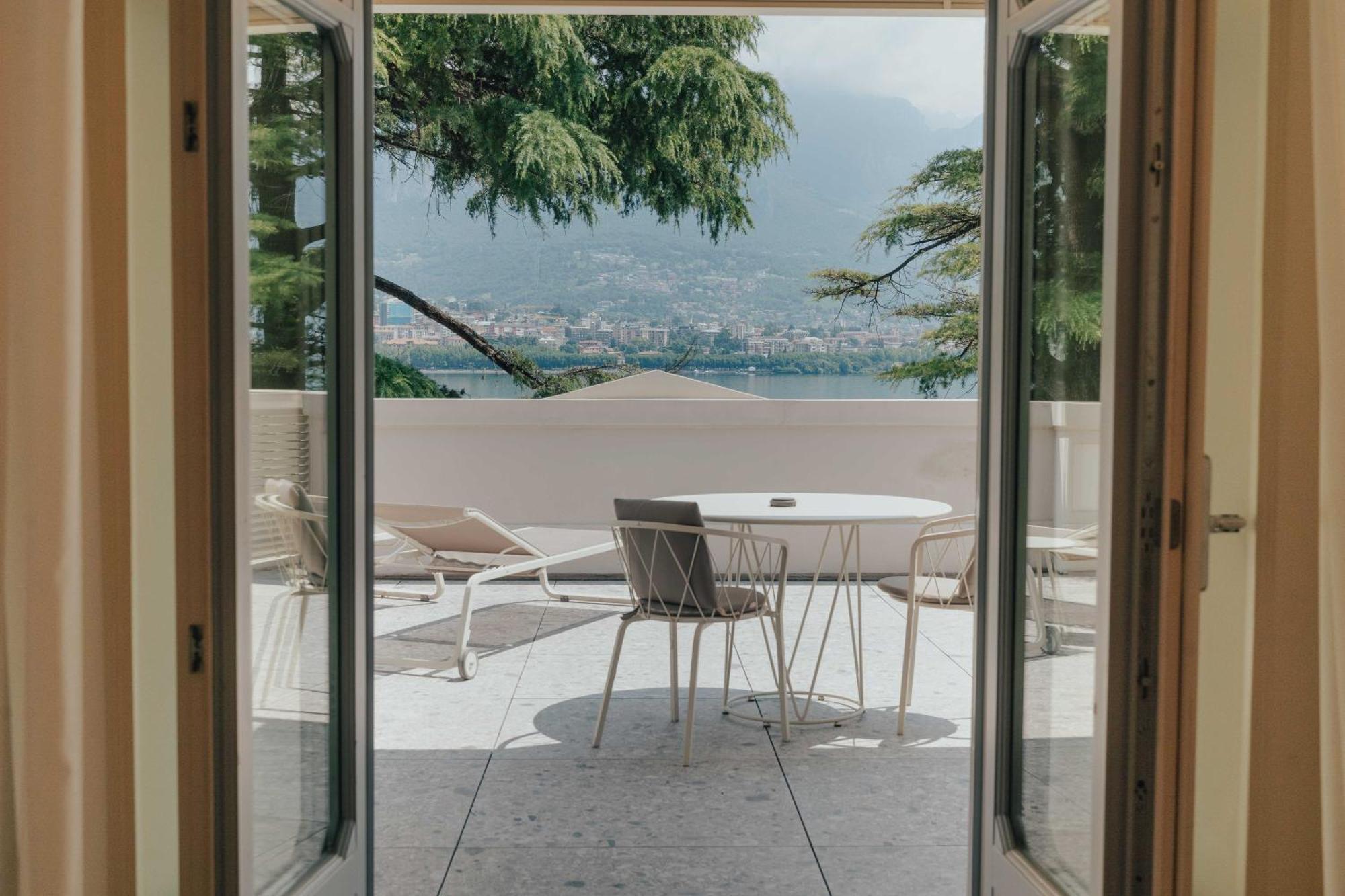 Boutique Hotel Villa Giulia Valmadrera Extérieur photo